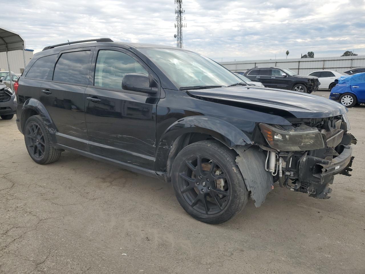 Photo 3 VIN: 3C4PDCBB7KT875052 - DODGE JOURNEY 