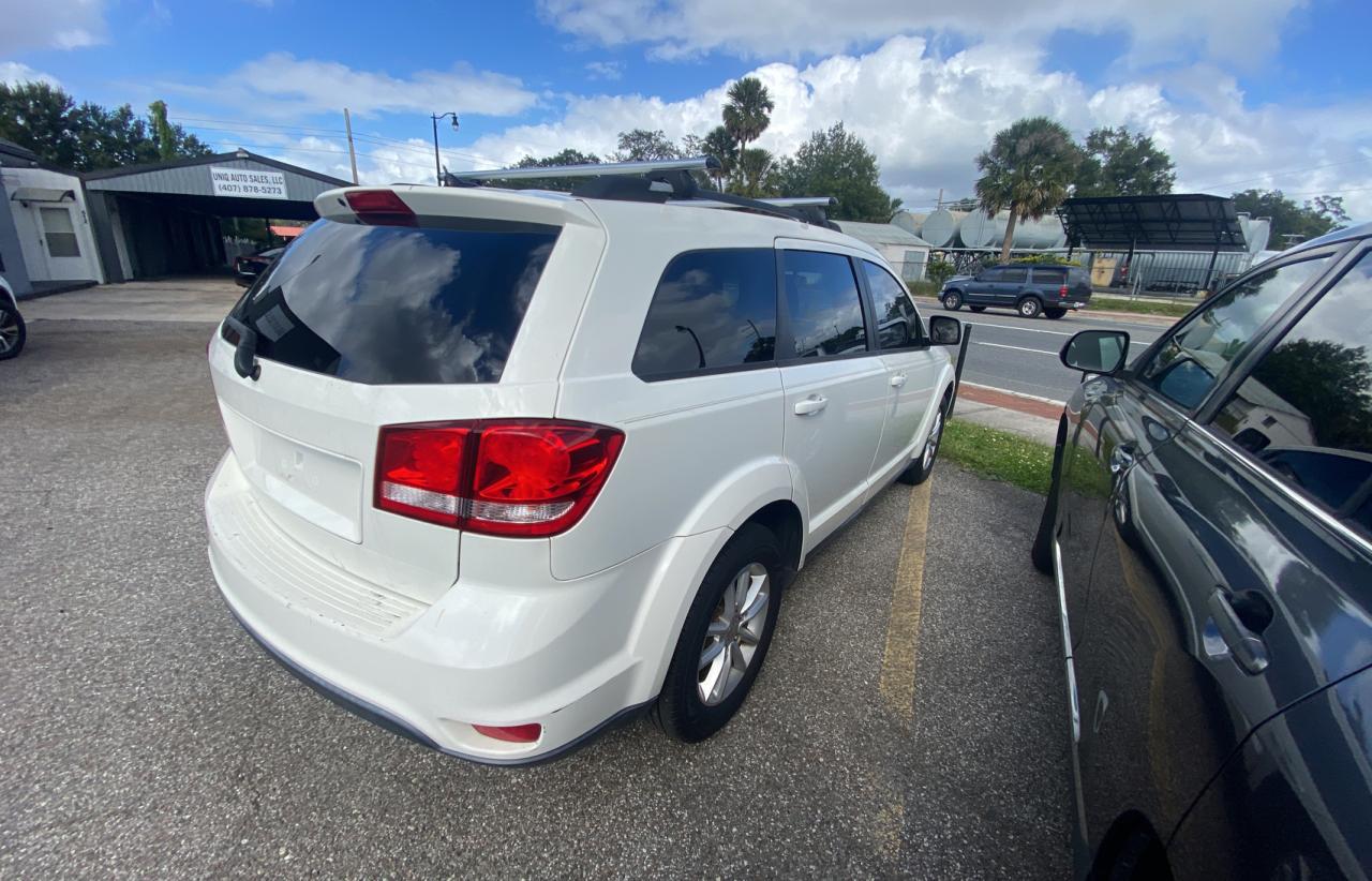 Photo 3 VIN: 3C4PDCBB8DT647970 - DODGE JOURNEY 