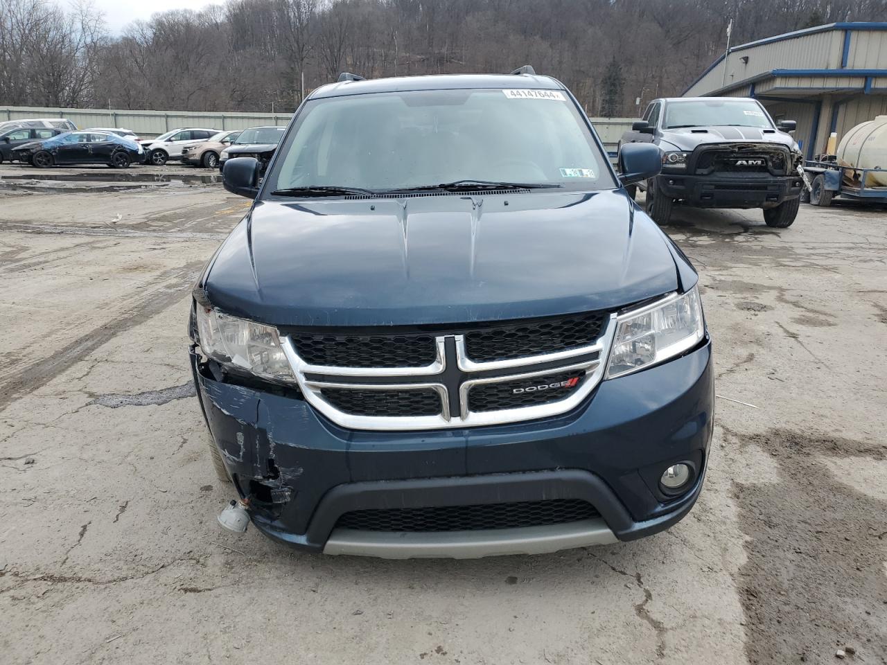 Photo 4 VIN: 3C4PDCBB8ET262961 - DODGE JOURNEY 