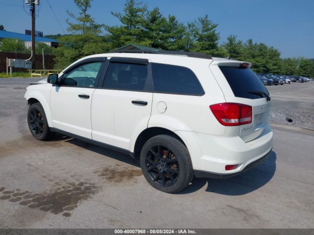 Photo 2 VIN: 3C4PDCBB8HT570197 - DODGE JOURNEY 