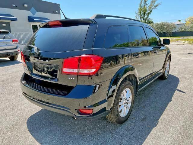 Photo 2 VIN: 3C4PDCBB8HT580664 - DODGE JOURNEY SX 