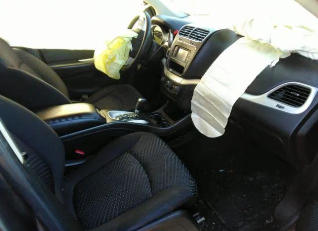 Photo 4 VIN: 3C4PDCBB8JT243840 - DODGE JOURNEY 