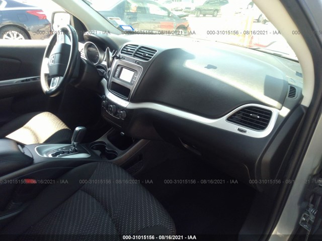 Photo 4 VIN: 3C4PDCBB8KT848359 - DODGE JOURNEY 