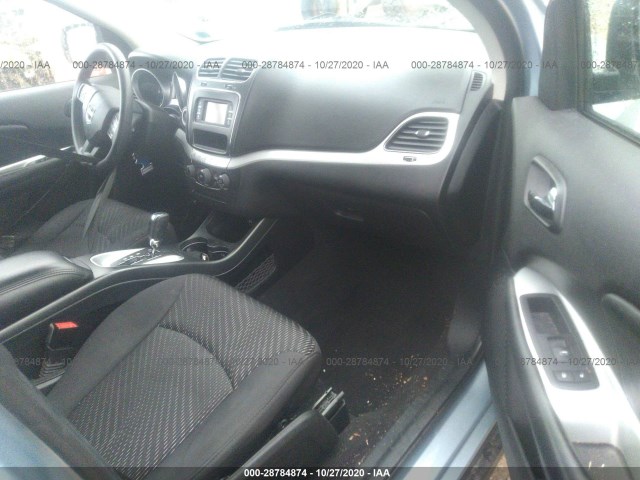 Photo 4 VIN: 3C4PDCBB9DT532486 - DODGE JOURNEY 