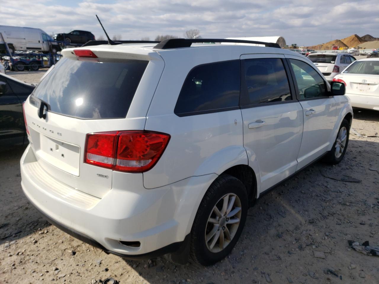 Photo 2 VIN: 3C4PDCBB9GT163097 - DODGE JOURNEY 