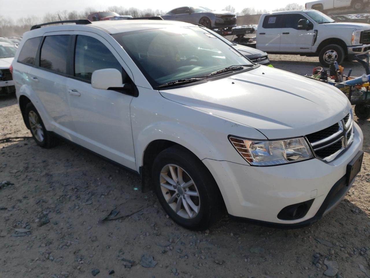 Photo 3 VIN: 3C4PDCBB9GT163097 - DODGE JOURNEY 