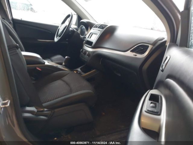 Photo 4 VIN: 3C4PDCBB9KT804452 - DODGE JOURNEY 