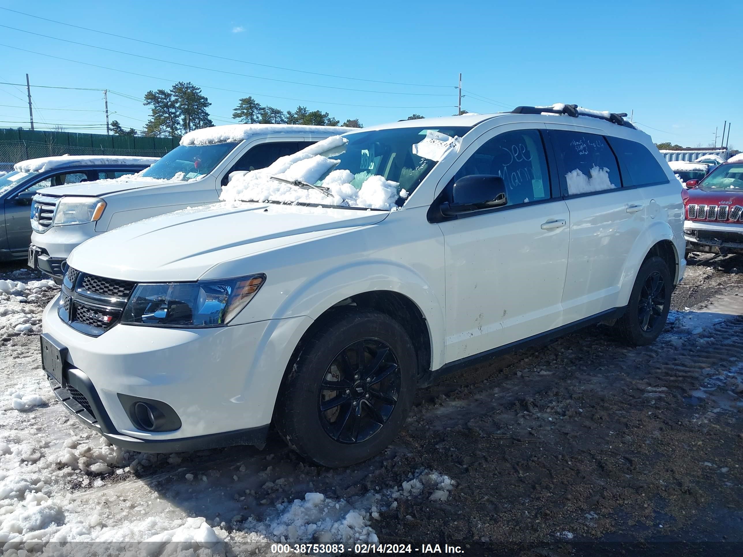 Photo 1 VIN: 3C4PDCBBXKT845799 - DODGE JOURNEY 