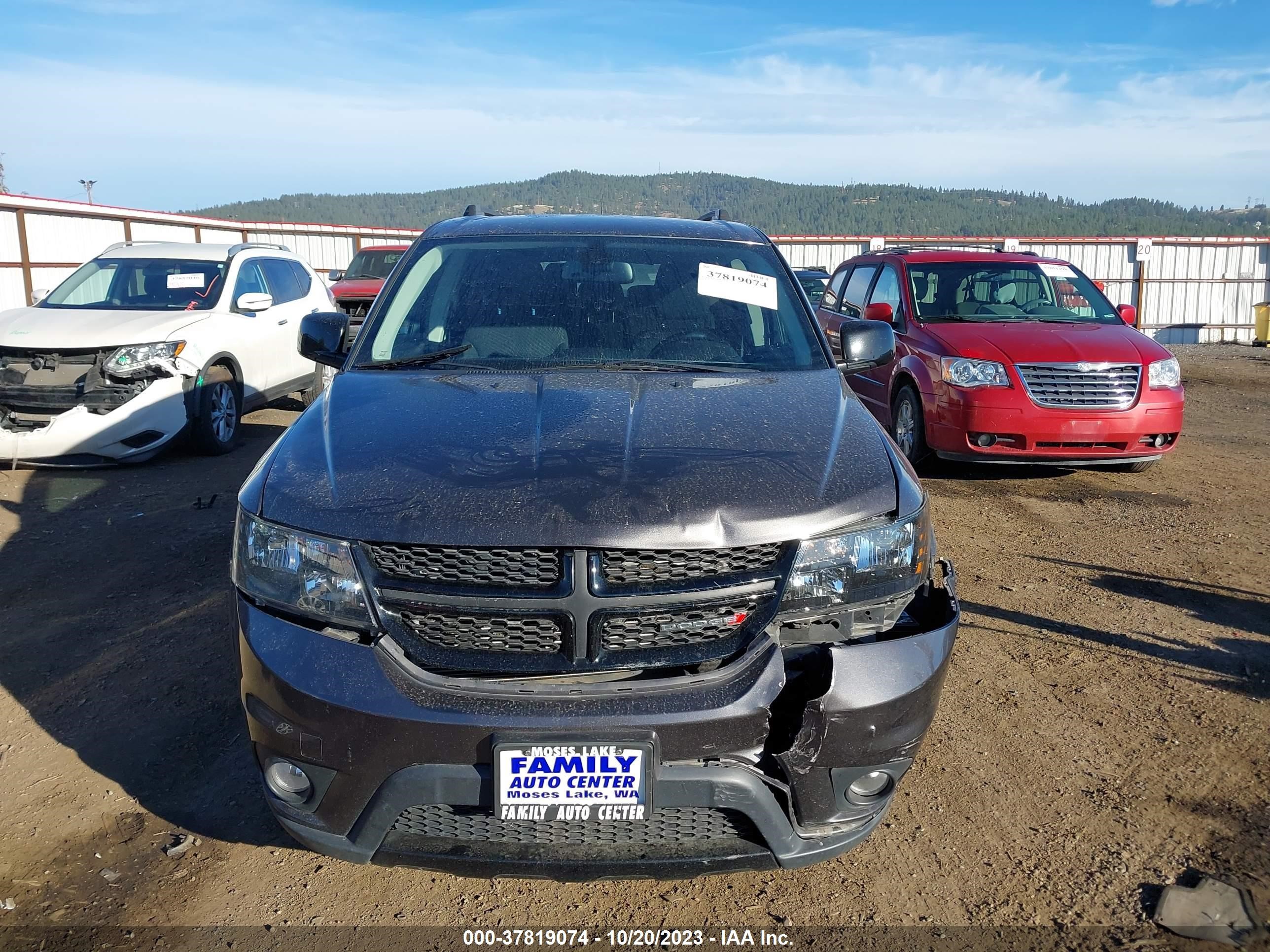 Photo 11 VIN: 3C4PDCBBXKT866328 - DODGE JOURNEY 