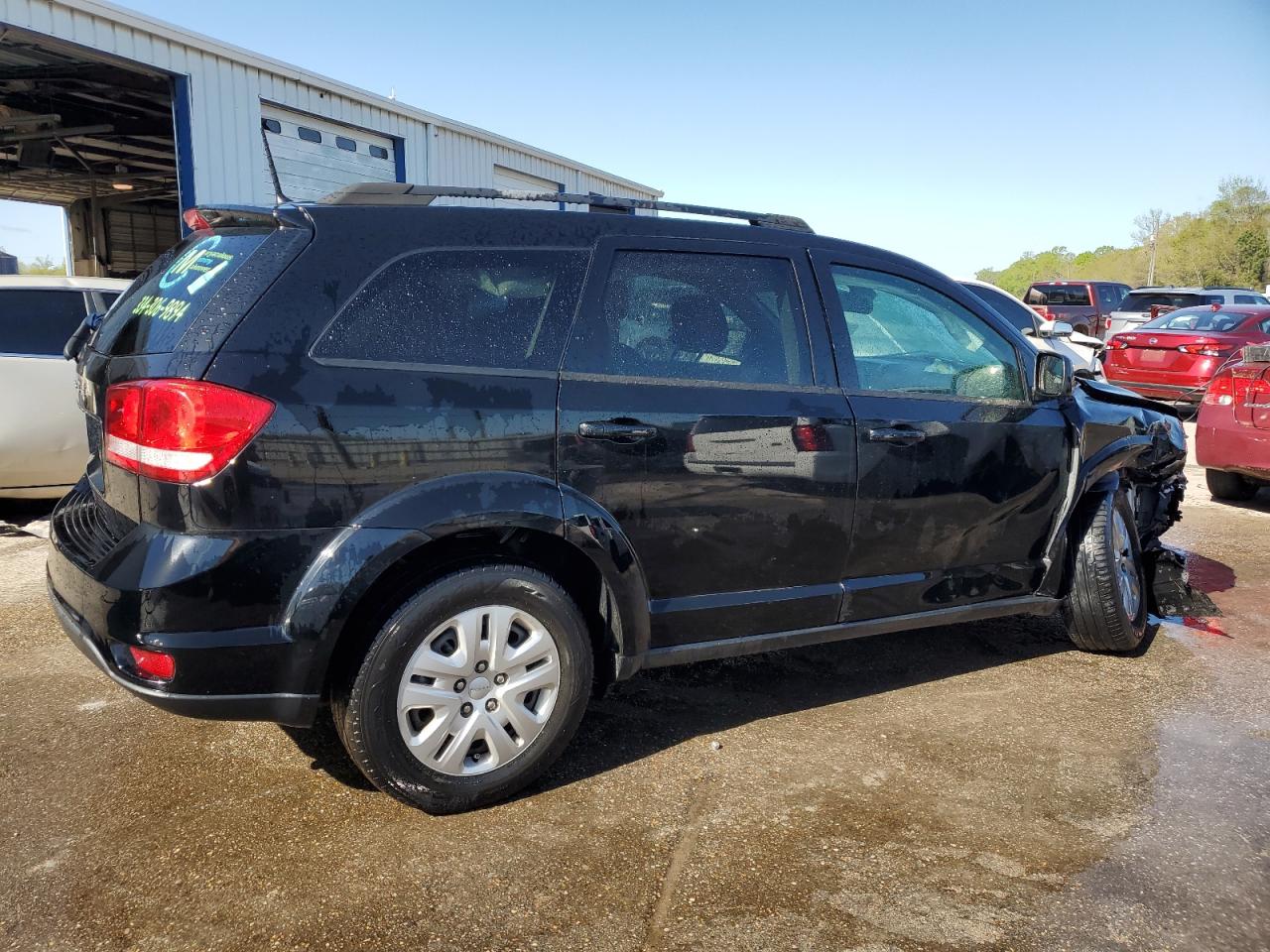 Photo 2 VIN: 3C4PDCBBXKT869780 - DODGE JOURNEY 