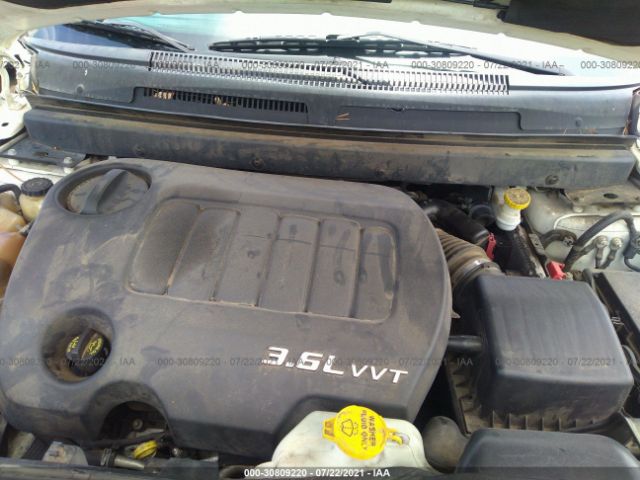 Photo 9 VIN: 3C4PDCBG0DT581510 - DODGE JOURNEY 