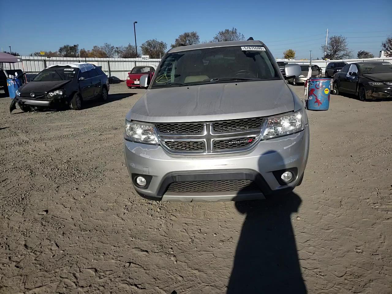 Photo 10 VIN: 3C4PDCBG1CT262051 - DODGE JOURNEY SX 