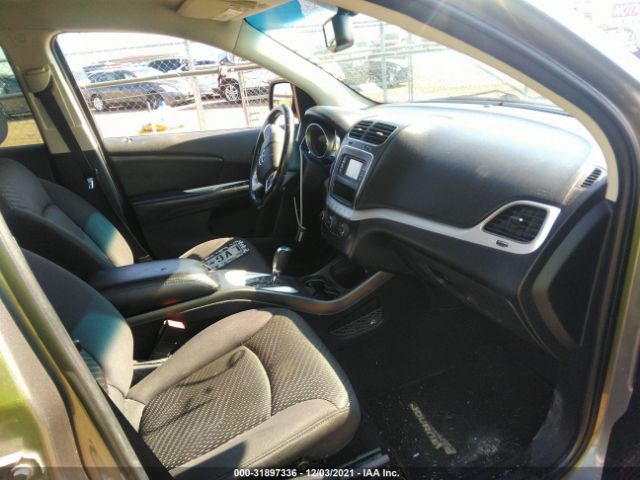 Photo 4 VIN: 3C4PDCBG1DT585761 - DODGE JOURNEY 