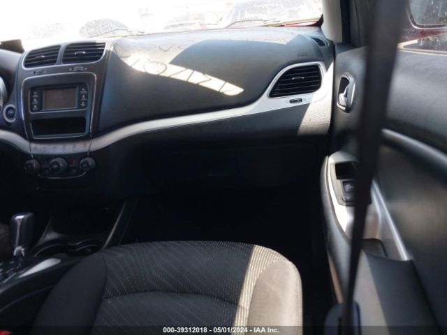 Photo 4 VIN: 3C4PDCBG1DT636952 - DODGE JOURNEY 