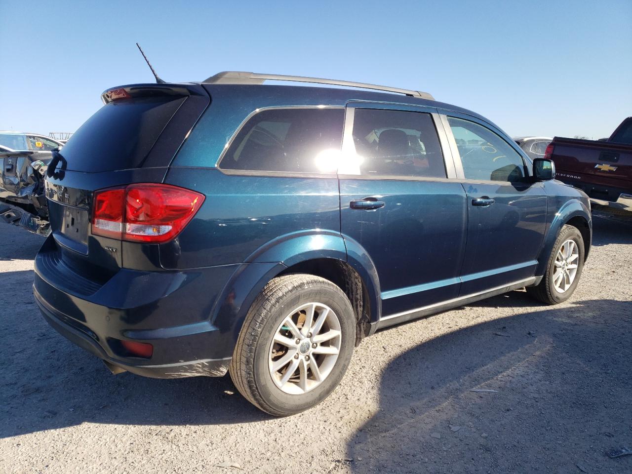 Photo 2 VIN: 3C4PDCBG1DT705753 - DODGE JOURNEY 