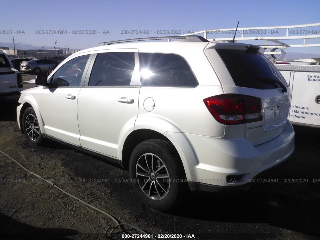 Photo 2 VIN: 3C4PDCBG1JT526236 - DODGE JOURNEY 