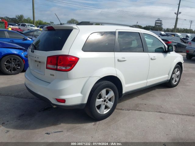 Photo 3 VIN: 3C4PDCBG2CT184217 - DODGE JOURNEY 