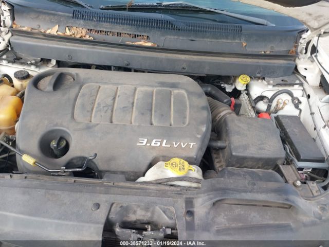 Photo 9 VIN: 3C4PDCBG2CT184217 - DODGE JOURNEY 