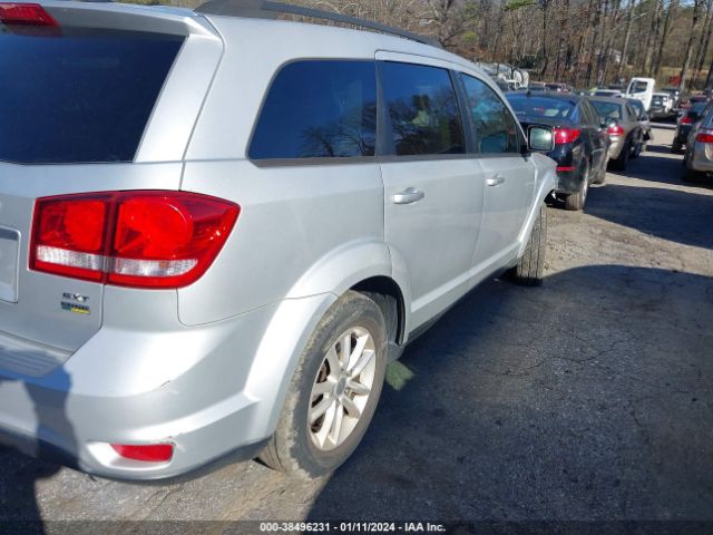 Photo 3 VIN: 3C4PDCBG2ET142438 - DODGE JOURNEY 