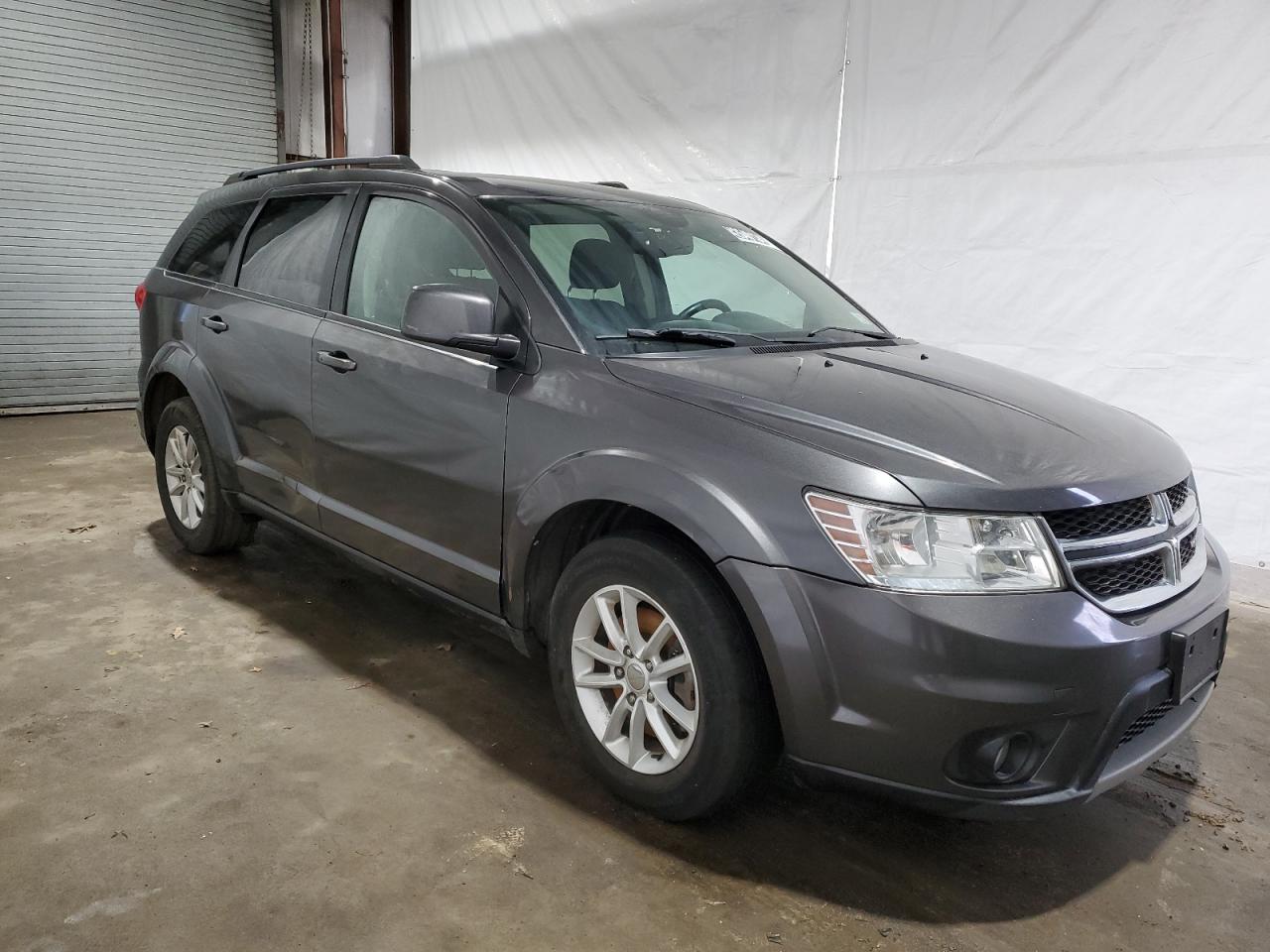 Photo 3 VIN: 3C4PDCBG2FT610444 - DODGE JOURNEY 