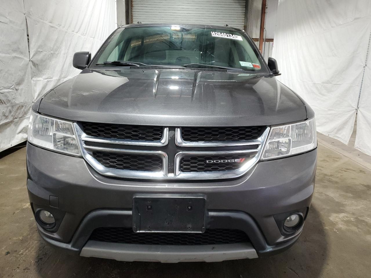 Photo 4 VIN: 3C4PDCBG2FT610444 - DODGE JOURNEY 