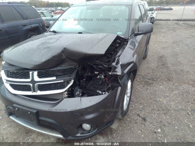 Photo 5 VIN: 3C4PDCBG2FT733922 - DODGE JOURNEY 