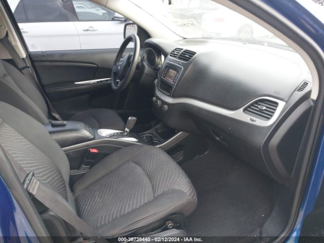 Photo 4 VIN: 3C4PDCBG2FT742295 - DODGE JOURNEY 