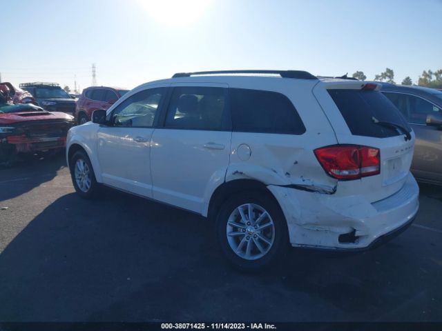 Photo 2 VIN: 3C4PDCBG2GT206948 - DODGE JOURNEY 