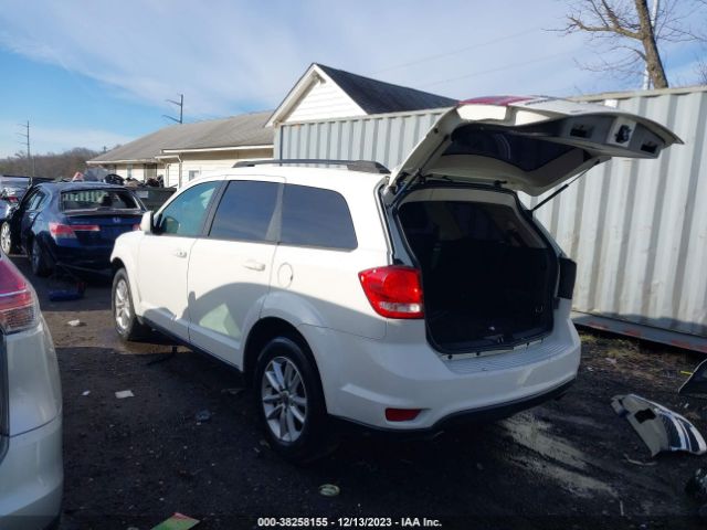 Photo 2 VIN: 3C4PDCBG2HT526823 - DODGE JOURNEY 