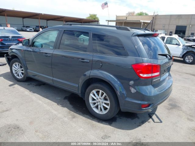 Photo 2 VIN: 3C4PDCBG2JT229895 - DODGE JOURNEY 