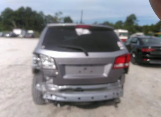 Photo 5 VIN: 3C4PDCBG2JT532000 - DODGE JOURNEY 