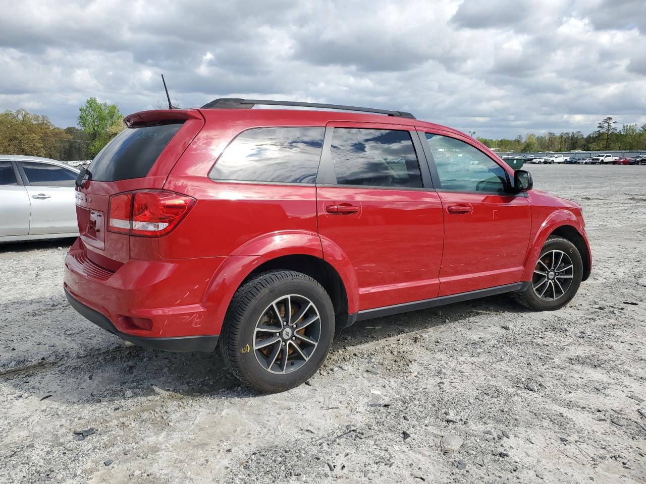 Photo 2 VIN: 3C4PDCBG2KT731761 - DODGE JOURNEY 