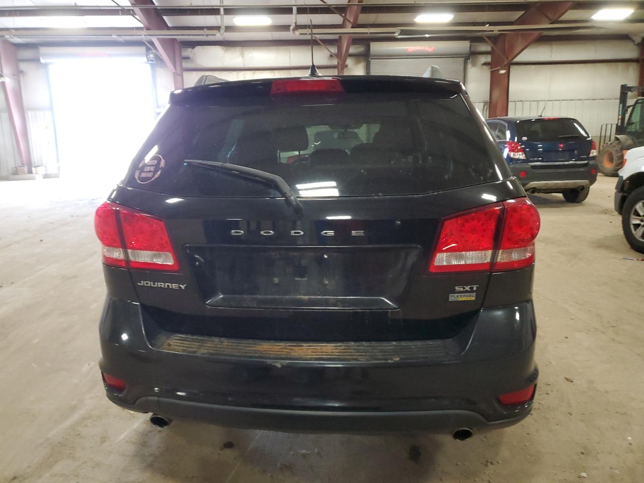 Photo 5 VIN: 3C4PDCBG3CT272421 - DODGE JOURNEY 