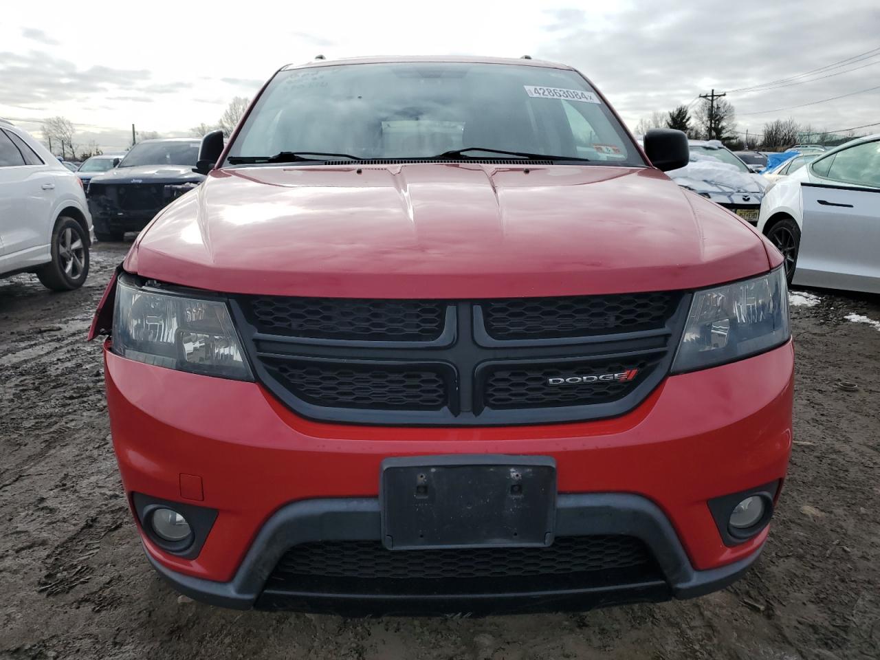 Photo 4 VIN: 3C4PDCBG3DT680516 - DODGE JOURNEY 