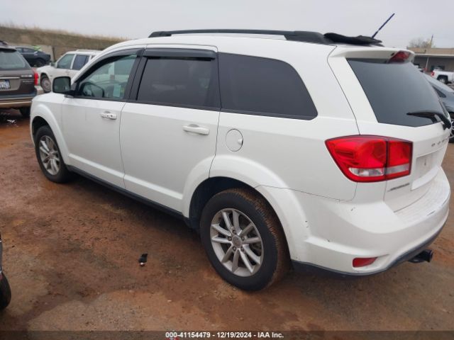 Photo 2 VIN: 3C4PDCBG3FT525094 - DODGE JOURNEY 