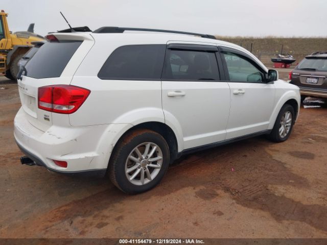 Photo 3 VIN: 3C4PDCBG3FT525094 - DODGE JOURNEY 