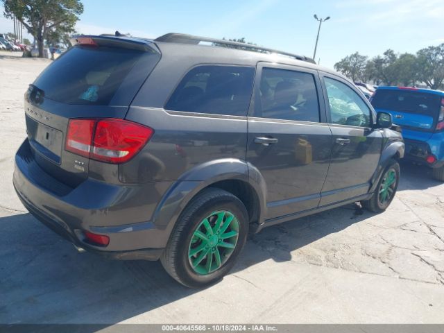 Photo 3 VIN: 3C4PDCBG3FT722881 - DODGE JOURNEY 