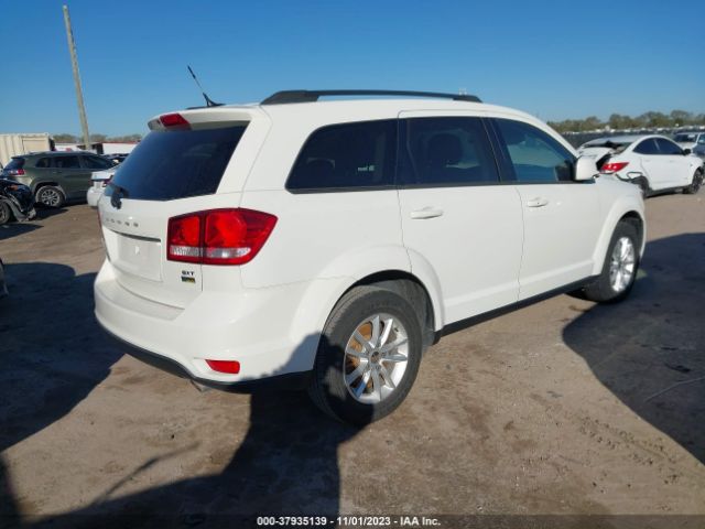 Photo 3 VIN: 3C4PDCBG3GT100668 - DODGE JOURNEY 