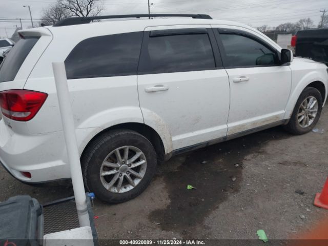 Photo 3 VIN: 3C4PDCBG3GT123075 - DODGE JOURNEY 