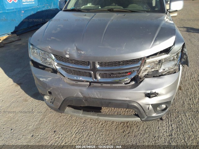 Photo 5 VIN: 3C4PDCBG3JT158514 - DODGE JOURNEY 