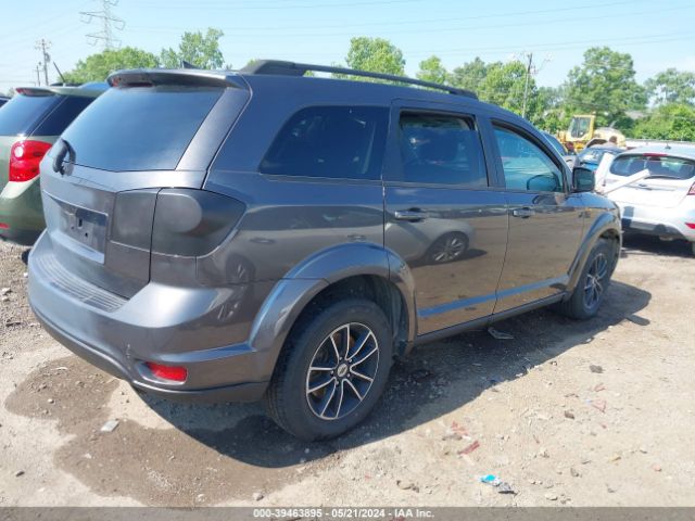 Photo 3 VIN: 3C4PDCBG3JT509907 - DODGE JOURNEY 