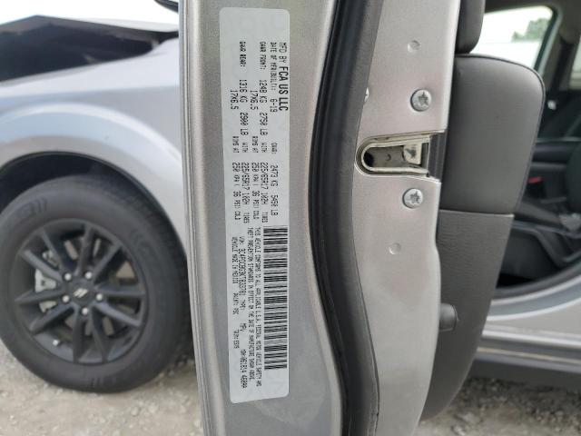 Photo 12 VIN: 3C4PDCBG3KT833781 - DODGE JOURNEY SE 