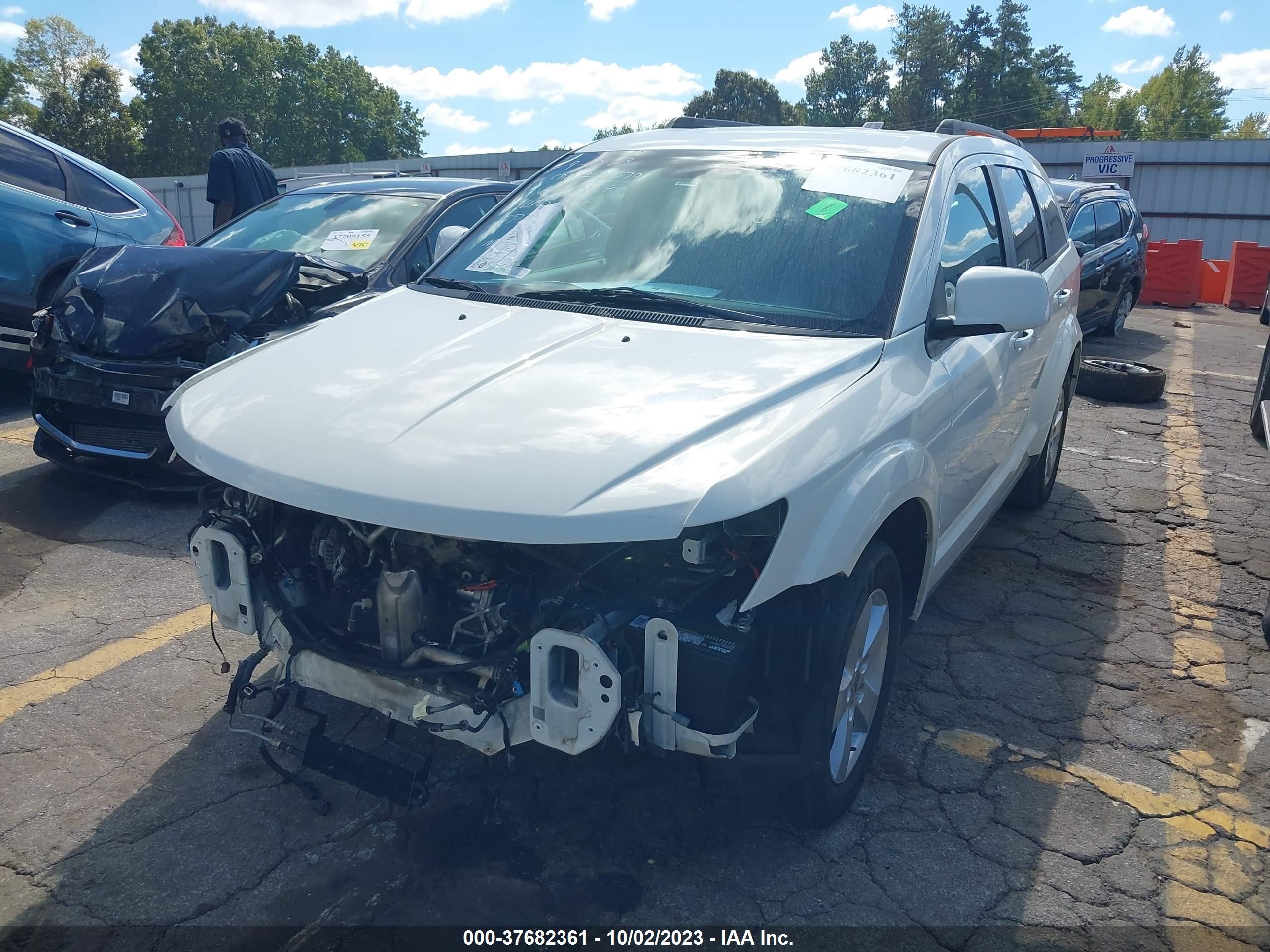 Photo 1 VIN: 3C4PDCBG4CT179939 - DODGE JOURNEY 