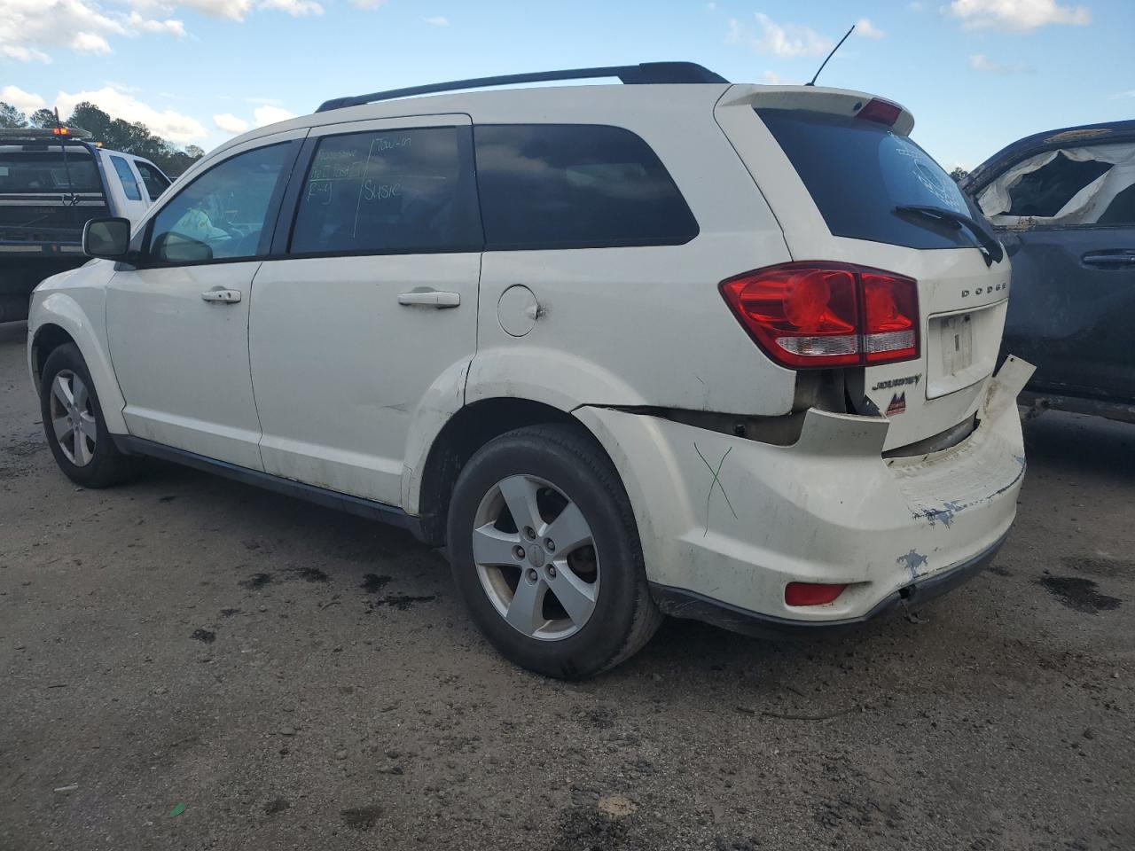 Photo 1 VIN: 3C4PDCBG4CT208825 - DODGE JOURNEY 