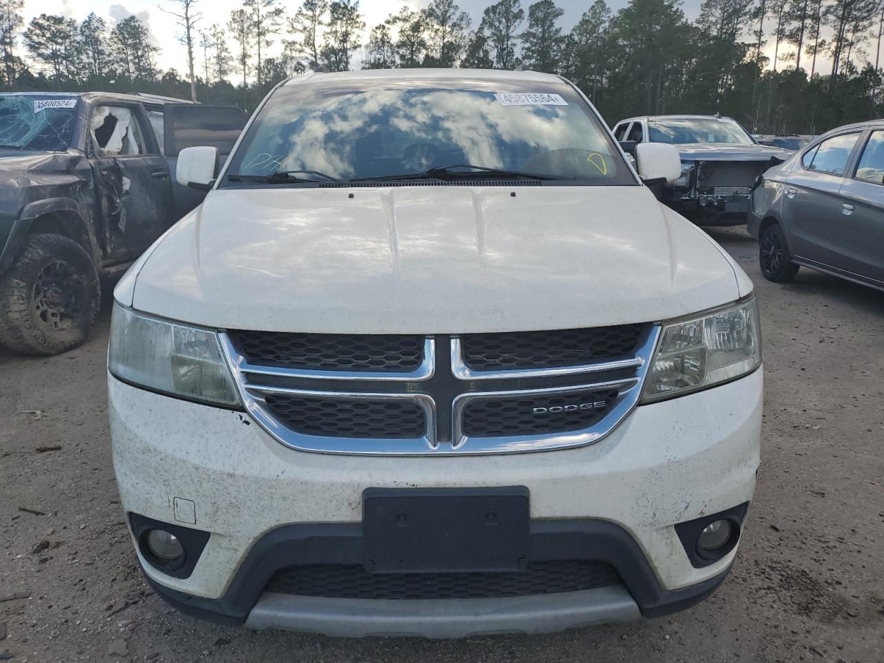 Photo 4 VIN: 3C4PDCBG4CT208825 - DODGE JOURNEY 