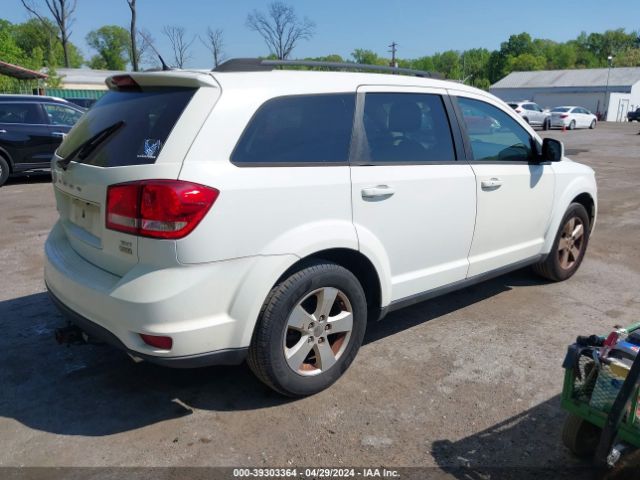 Photo 3 VIN: 3C4PDCBG4CT297960 - DODGE JOURNEY 