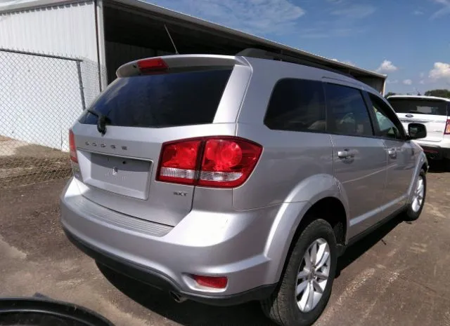 Photo 3 VIN: 3C4PDCBG4DT586015 - DODGE JOURNEY 