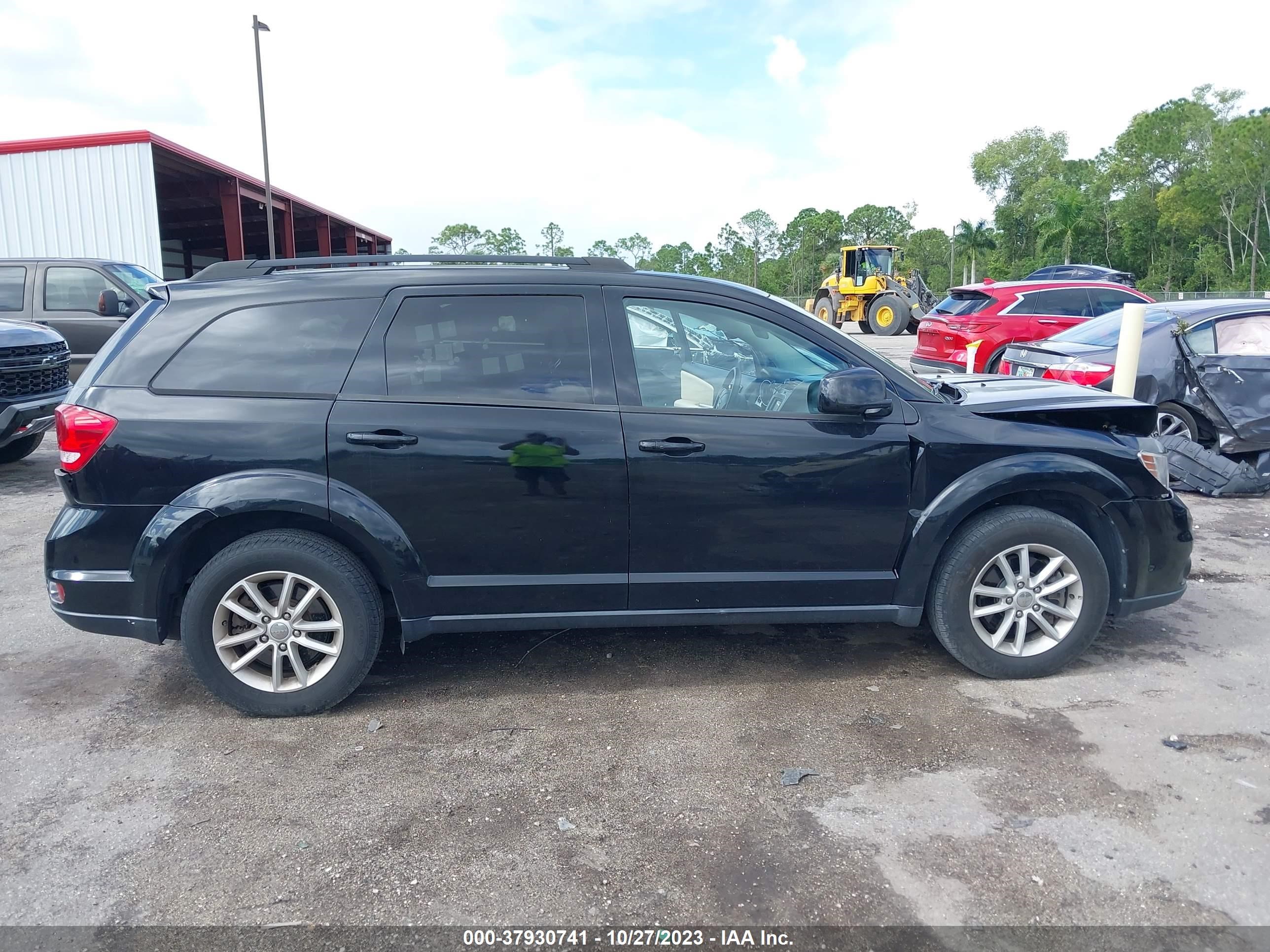 Photo 12 VIN: 3C4PDCBG4FT595283 - DODGE JOURNEY 