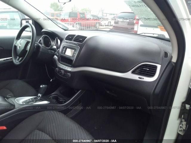 Photo 4 VIN: 3C4PDCBG4FT664070 - DODGE JOURNEY 