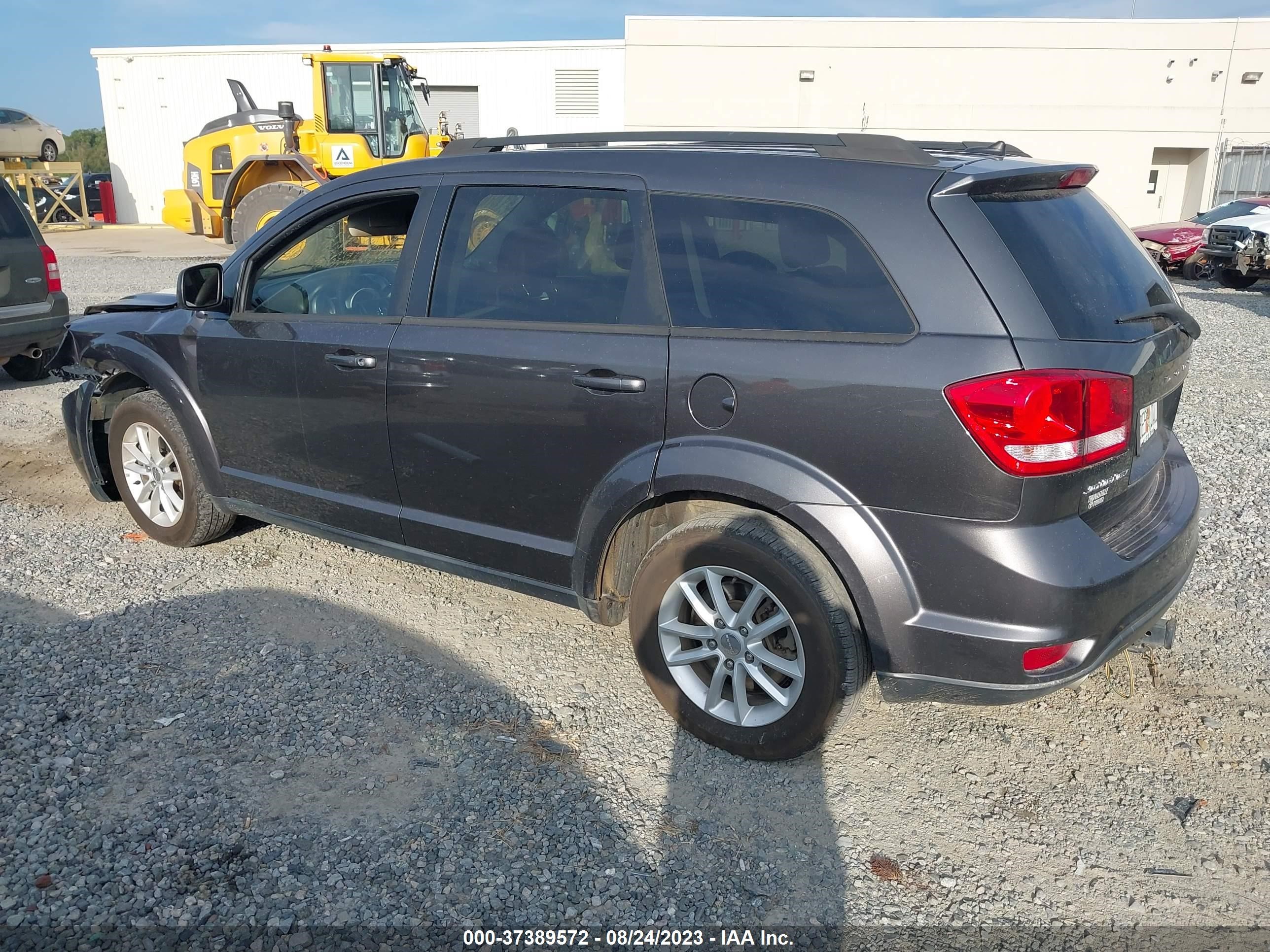 Photo 2 VIN: 3C4PDCBG4FT726812 - DODGE JOURNEY 